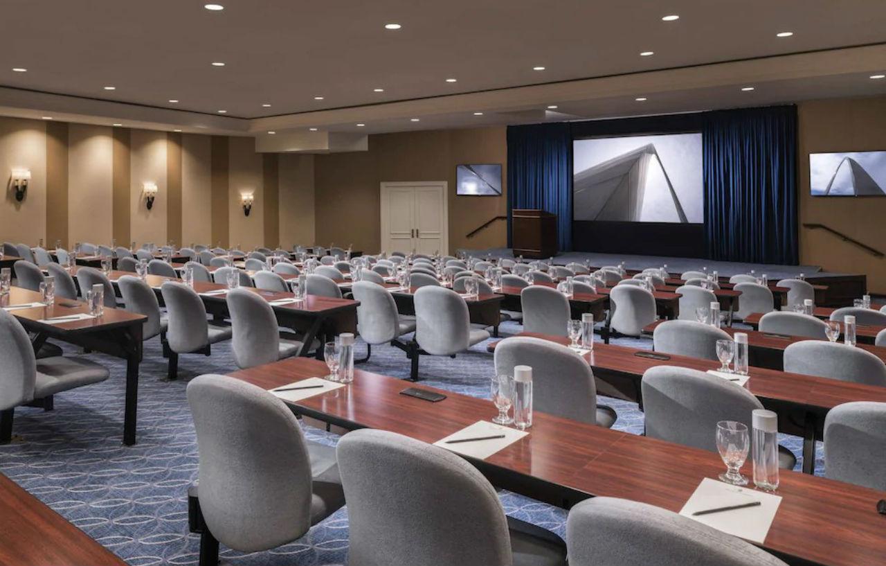 The Ritz-carlton, St. Louis Hotel
